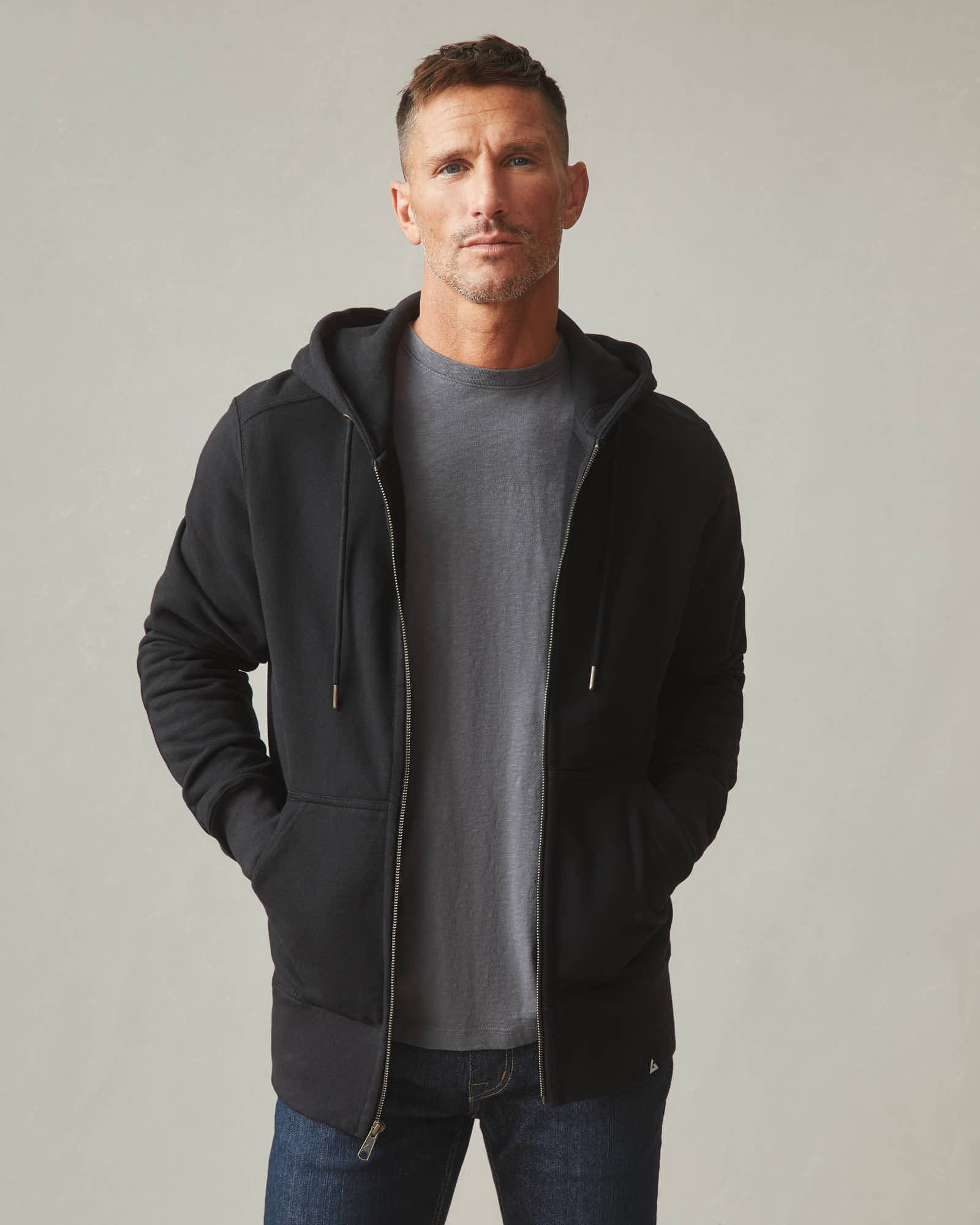 Men's Classic Full Zip - Black